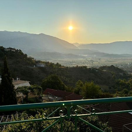 Relax Camping Gjirokastër Buitenkant foto