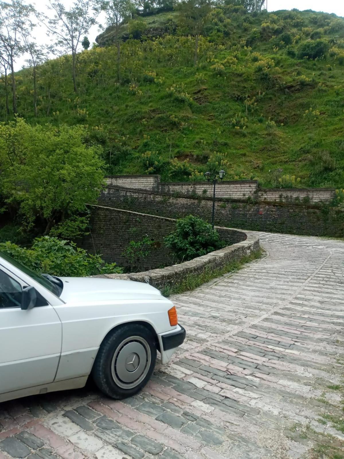 Relax Camping Gjirokastër Buitenkant foto